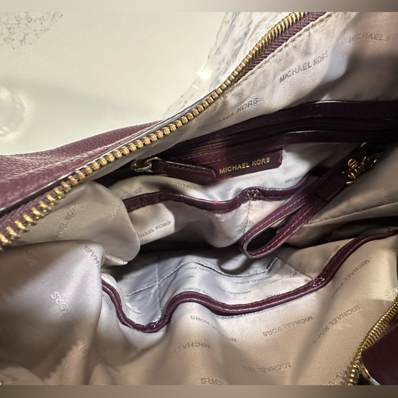 MICHAEL Michael Kors Lydia Hobo Bag - Picture 10 of 13